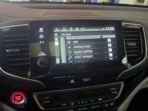 Used 2019 Honda Pilot Touring image 37