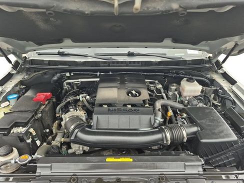 Used 2024 Nissan Frontier PRO-4X w/ Technology Package AWD/4WD image 20