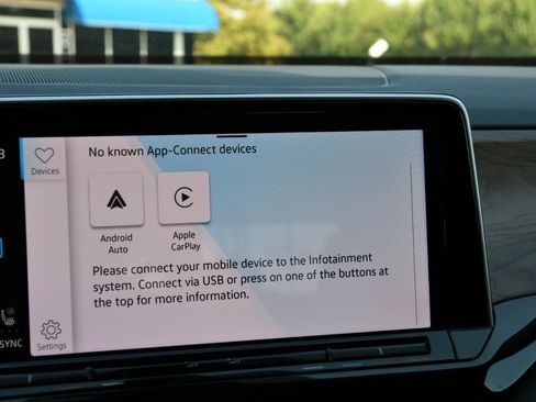 Used 2026 Volkswagen Atlas SE FWD image 19