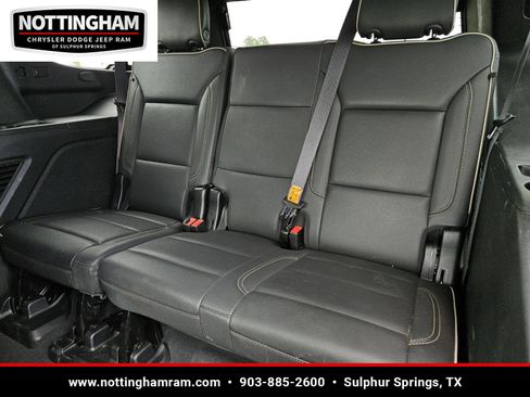 Used 2024 GMC Yukon SLT image 30