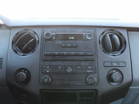 Used 2011 Ford F250 XL w/ PWR Equipment Group image 36