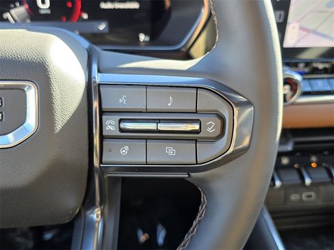 New 2026 GMC Canyon AT4 w/ Technology Plus Package image 17