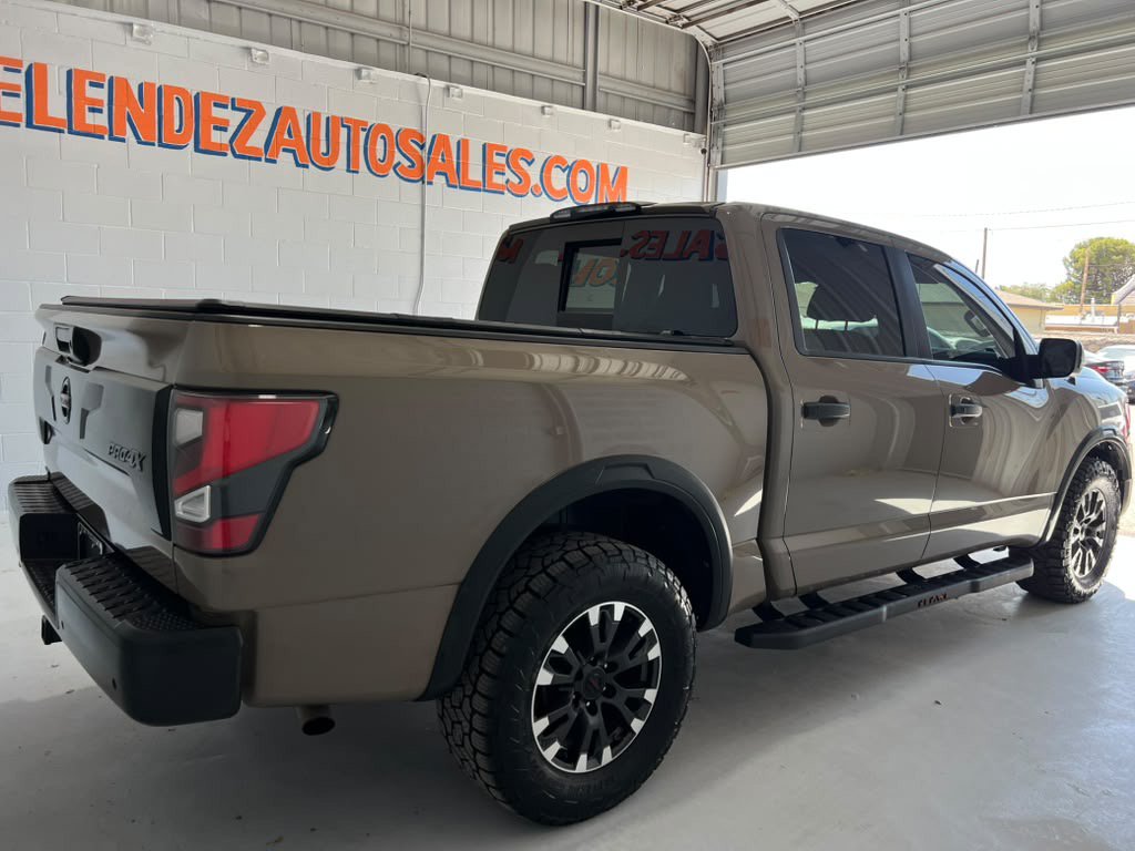 Used 2021 Nissan Titan PRO-4X w/ Pro-4x Convenience Package AWD/4WD image 4