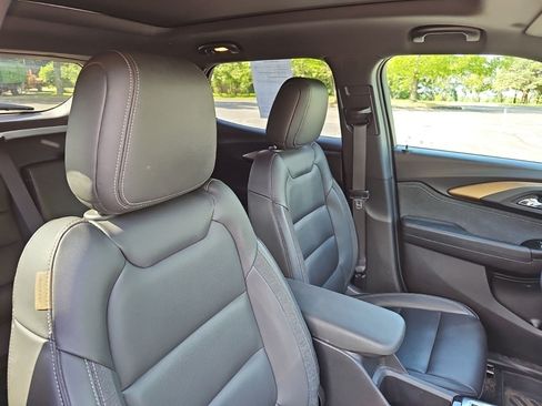 Used 2021 Chevrolet TrailBlazer ACTIV w/ Sun and Liftgate Package AWD/4WD image 11