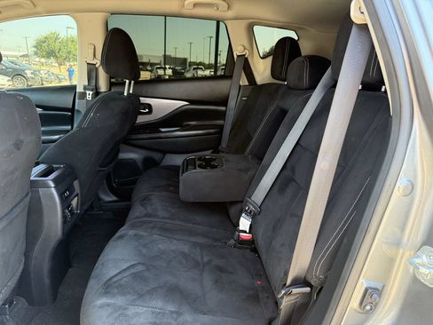 Used 2023 Nissan Murano S FWD image 25
