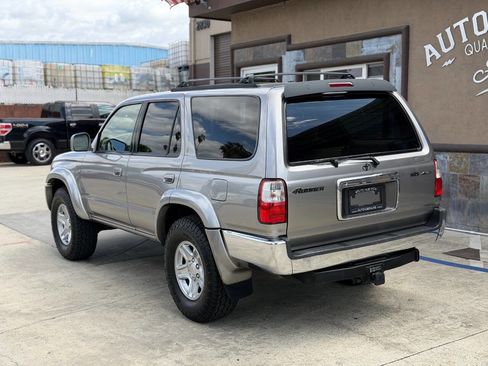 Used 2002 Toyota 4Runner SR5 image 8