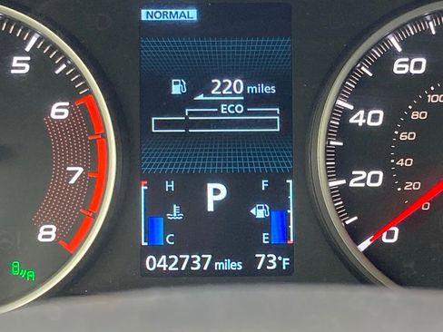 Used 2024 Mitsubishi Eclipse Cross SE image 15