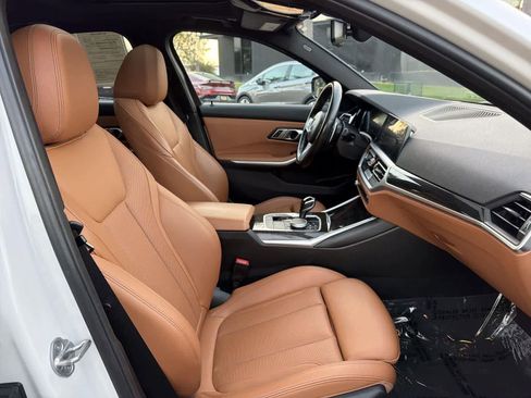 Used 2022 BMW M340i w/ Driving Assistance Package image 35