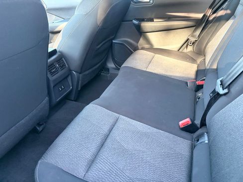 Used 2021 Nissan Rogue SV FWD image 16
