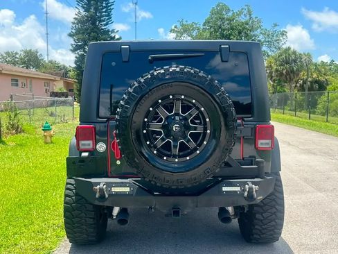 Used 2017 Jeep Wrangler Unlimited Sport w/ Quick Order Package 24S AWD/4WD image 5