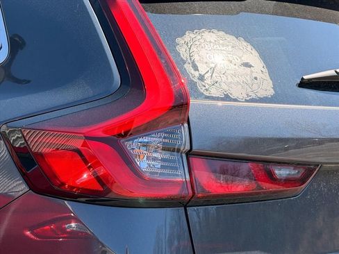 Used 2025 Honda CR-V EX-L image 9