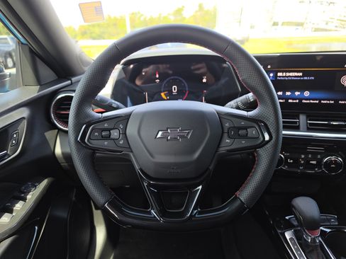 New 2026 Chevrolet Trax RS w/ Driver Confidence Package FWD image 19