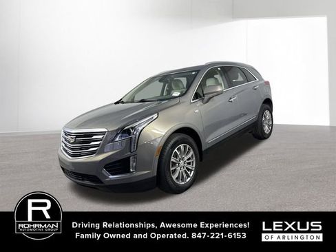 Used 2019 Cadillac XT5 Luxury AWD/4WD image 2