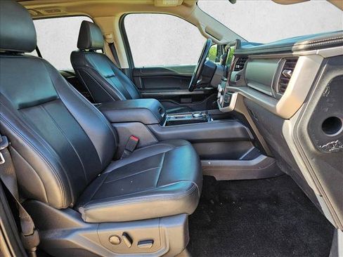 Used 2022 Ford Expedition XLT RWD image 22