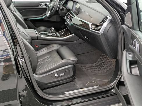 Used 2023 BMW X5 xDrive40i w/ Premium Package AWD/4WD image 31