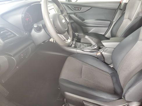 Used 2021 Subaru Crosstrek 2.0i image 11