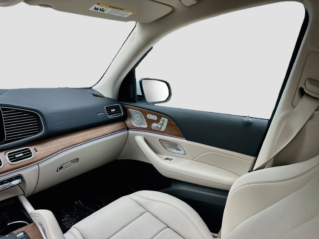 Certified 2026 Mercedes-Benz GLS 450 4MATIC image 25