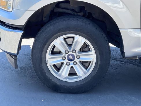 Used 2017 Ford F150 XLT w/ Equipment Group 301A Mid AWD/4WD image 13