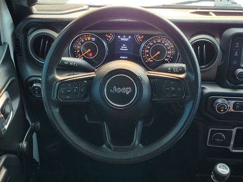 Used 2021 Jeep Gladiator Sport AWD/4WD image 14