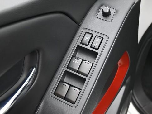 Used 2023 Nissan Frontier PRO-4X w/ Pro Convenience Package image 12