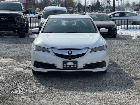 Used 2016 Acura TLX image 2