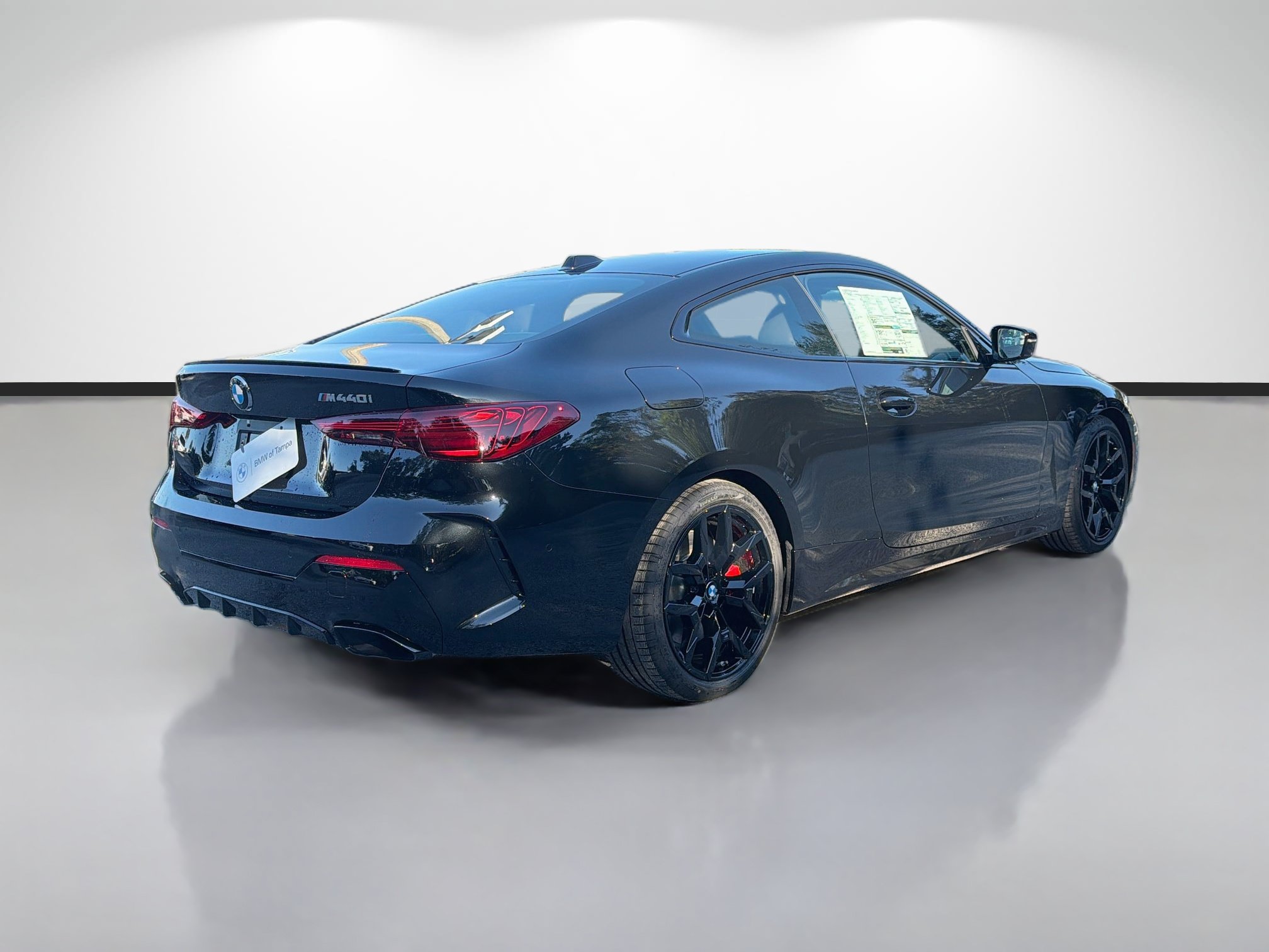 New 2027 BMW M440i Coupe RWD image 3