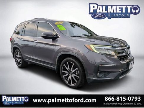 Used 2020 Honda Pilot Touring image 3