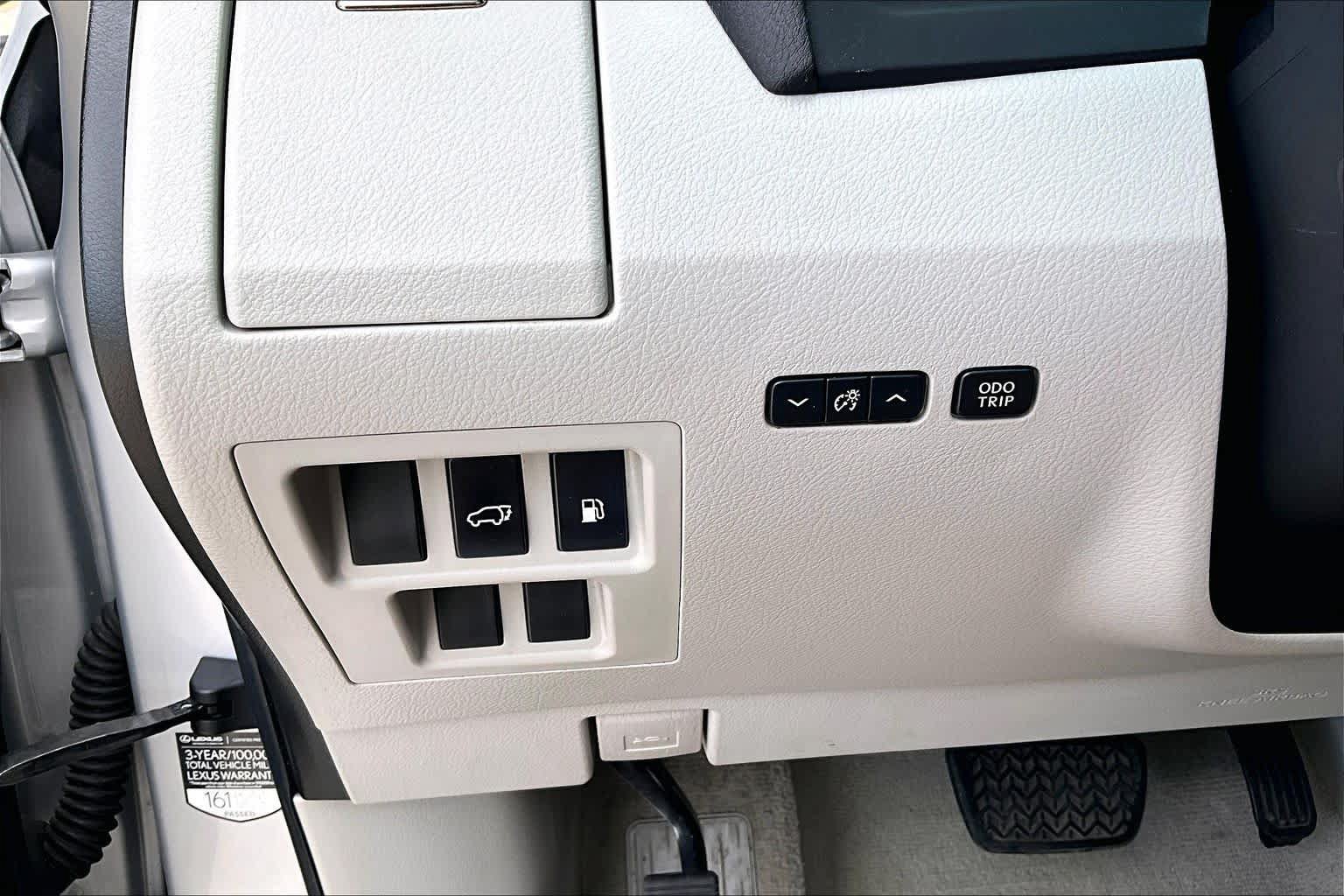 Used 2011 Lexus RX 350 2WD w/ Premium Pkg image 31