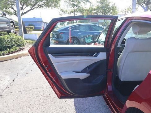 Used 2020 Honda Accord LX image 21