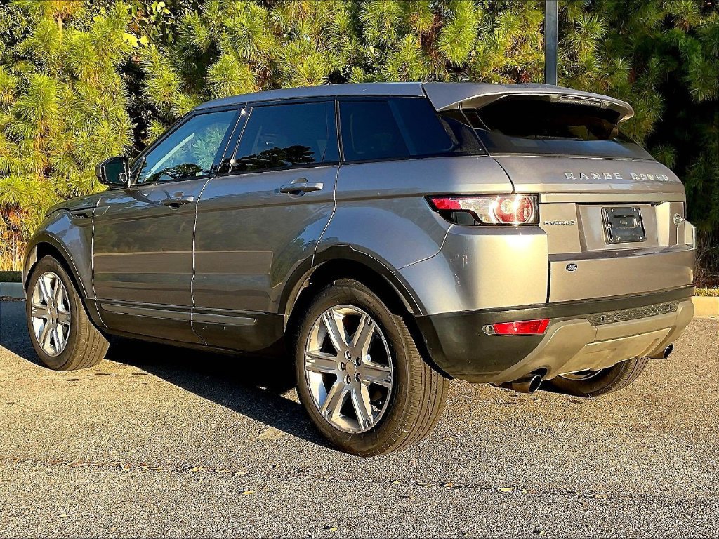 Used 2015 Land Rover Range Rover Evoque Pure Plus AWD/4WD image 3