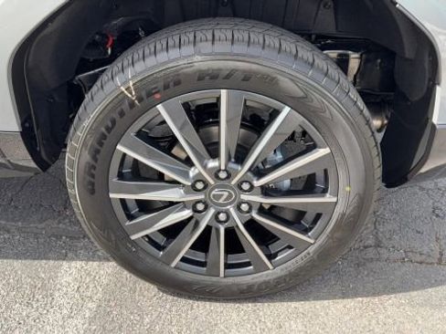 Used 2026 Lexus GX 550 image 16