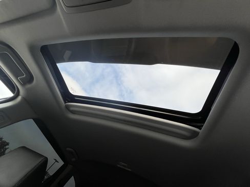 Used 2019 Honda CR-V Touring image 28