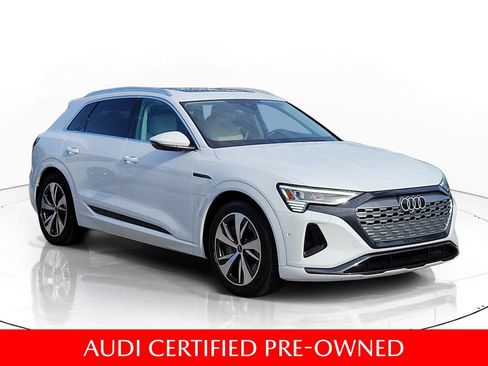 Used 2024 Audi Q8 e-tron Premium Plus w/ Premium Plus Package AWD/4WD image 1