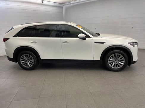 Used 2024 MAZDA CX-90 3.3 Turbo w/ Preferred Plus image 6