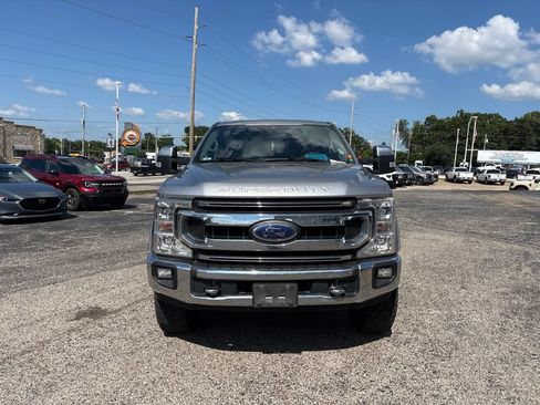 Used 2020 Ford F250 XLT w/ Tremor Off-Road Package AWD/4WD image 2