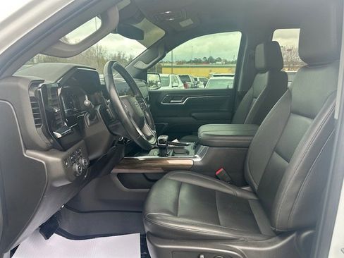 Used 2024 Chevrolet Silverado 1500 LT Trail Boss w/ LT Trail Boss Premium Package image 14