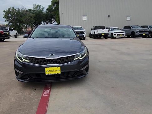 Used 2020 Kia Optima LX FWD image 16