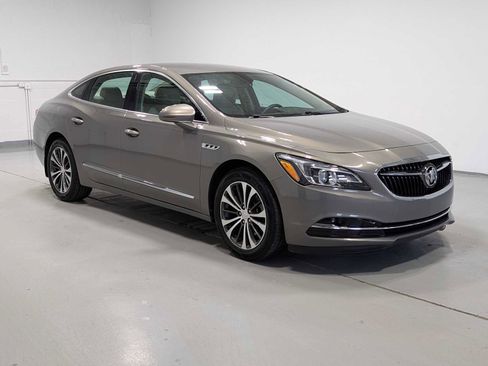 Used 2017 Buick LaCrosse Preferred image 6
