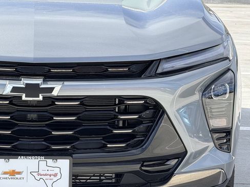 New 2026 Chevrolet Trax ACTIV w/ Sunroof Package image 8