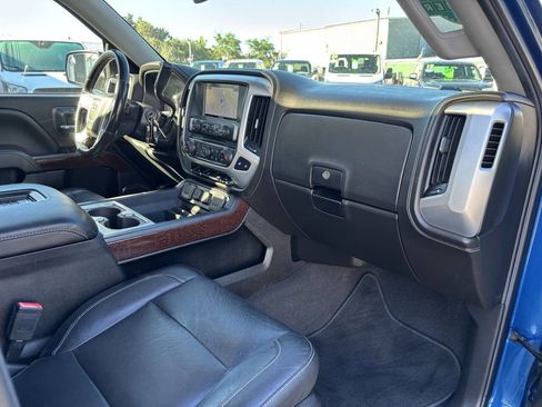 Used 2018 GMC Sierra 1500 SLT w/ SLT Premium Package image 42