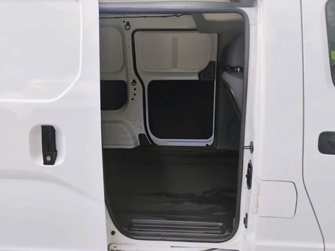Used 2021 Nissan NV200 SV image 15