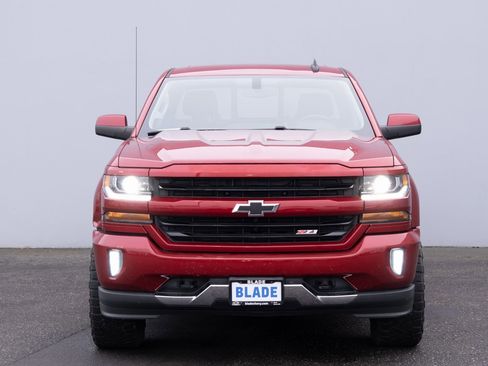 Used 2018 Chevrolet Silverado 1500 LT w/ All Star Edition image 21