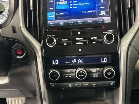 Used 2019 Subaru Ascent Limited AWD/4WD image 9
