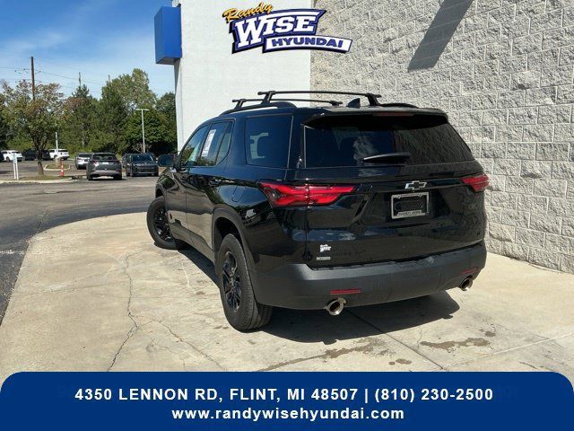 Used 2024 Chevrolet Traverse LT w/ Midnight/Sport Edition AWD/4WD image 9