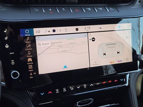 New 2026 Jeep Grand Cherokee L Summit w/ Obsidian Package image 18