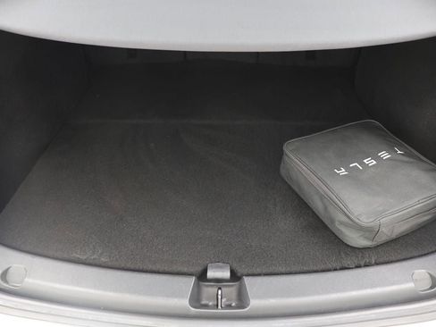 Used 2023 Tesla Model Y Long Range image 23