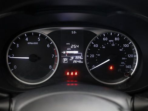 Used 2025 Nissan Versa S w/ Trunk Package image 16