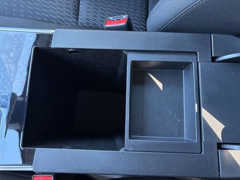 Used 2025 Chevrolet Equinox LT image 37