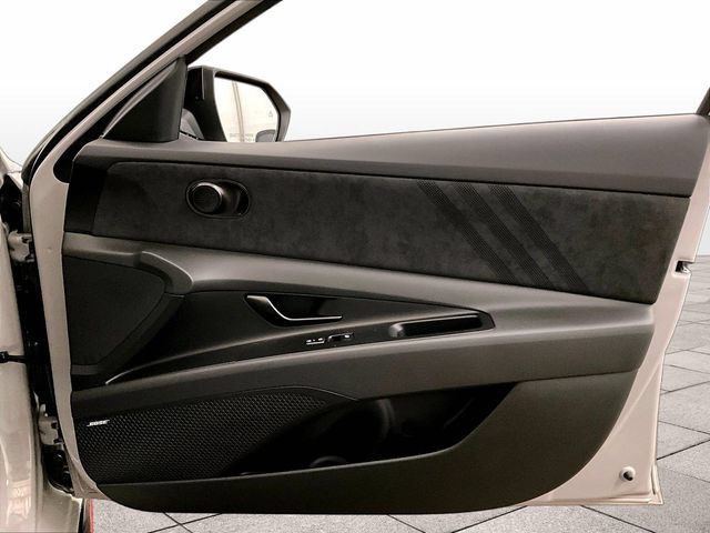 Used 2025 Hyundai Elantra N FWD image 23