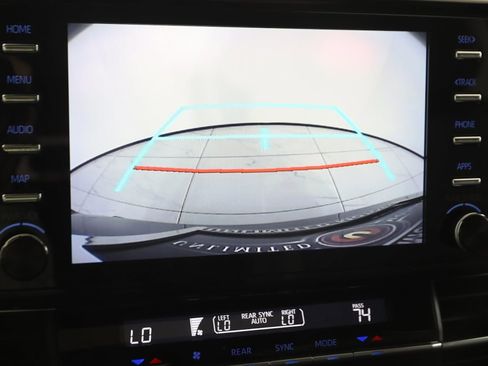 Used 2021 Toyota Sienna XSE image 10